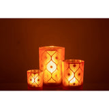 Lanterne J-Line Window Flowers, mise en scène sur une table