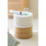 Table d'Appoint Ronde dans un salon moderne