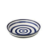 Plat J-Line Kom Grenade Stripes Low en céramique blanc et bleu, vue de dessus