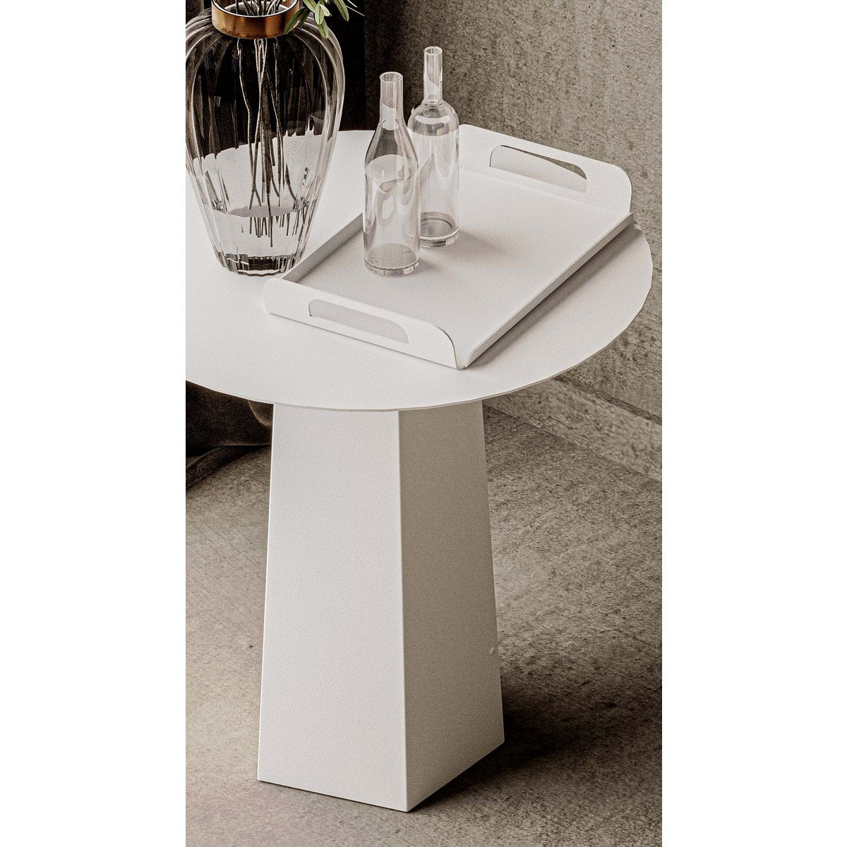 Détails du pied pentagonal de la table d'appoint Charme Blanc