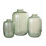 Vase en verre vert J-Line, vue de face avec finition brillante
