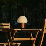 Lampe rechargeable en bois marron foncé Fynn