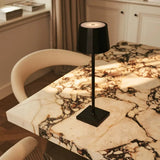 Lampe de table rechargeable noire William