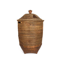 Panier à linge colonial en rotin brun naturel avec couvercle