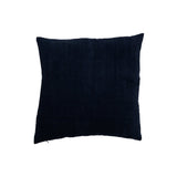 Coussin J-Line en velours bleu, vue de face