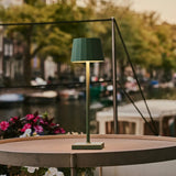 Lampe de table rechargeable verte Wouter Sage