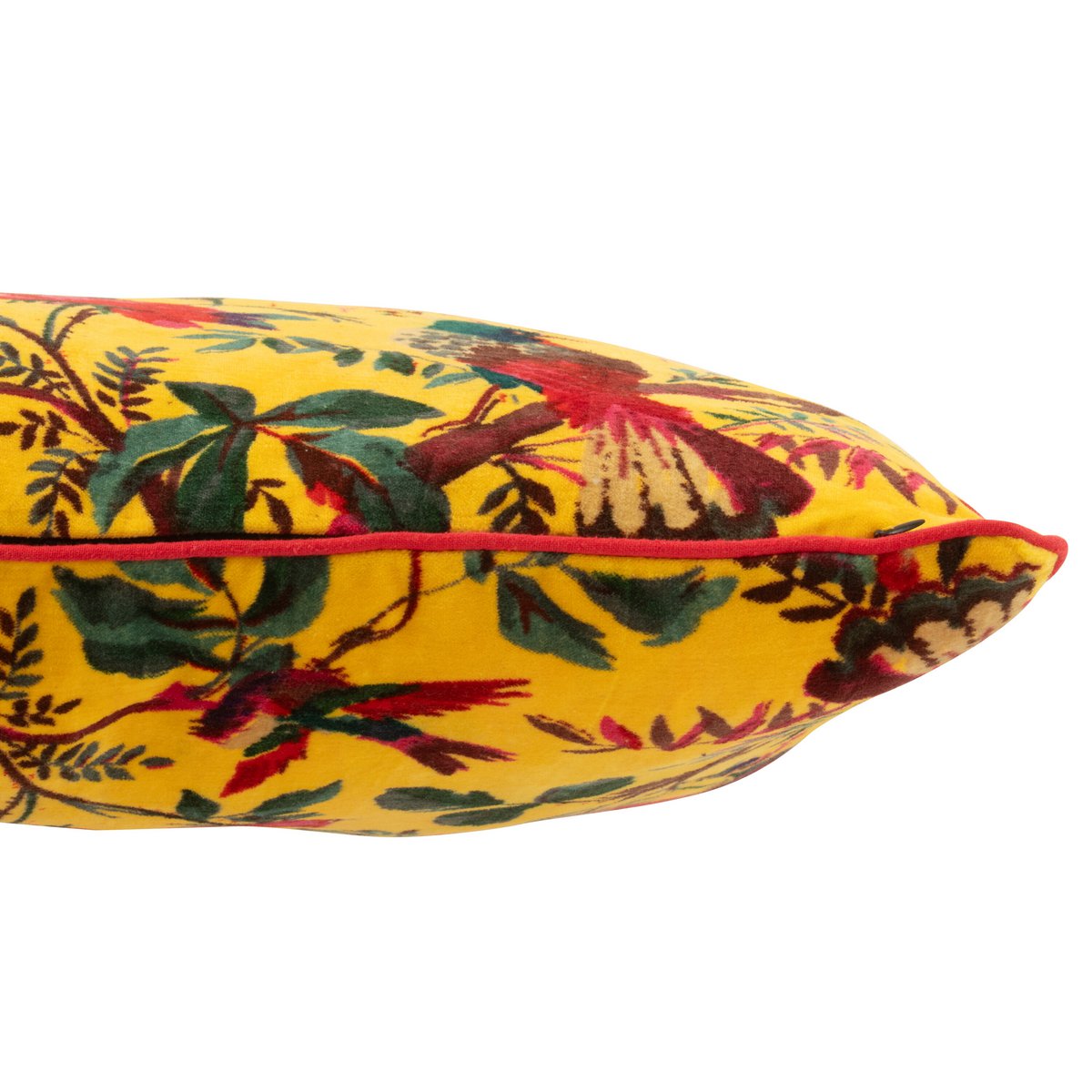 Détail du coussin Birds en velours floral jaune sur un fond neutre