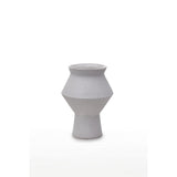 Vase CUZCO 20 blanc sur une table élégante