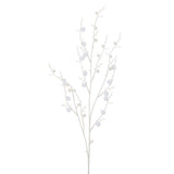 Détail de la branche Pompons et Perles J-Line, mettant en avant son design scandinave.