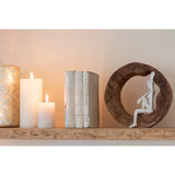 Détail de la texture cire de la bougie J-Line blanche