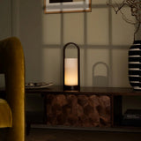 Lampe de table rechargeable en bois marron foncé Evie