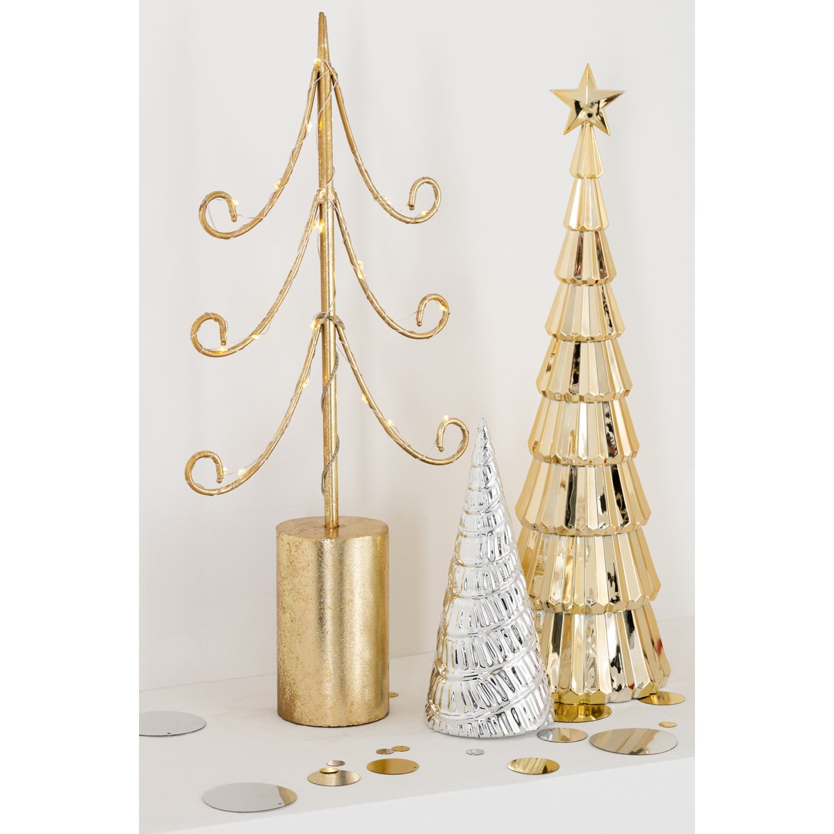 Arbre de Noël J-Line en métal doré, vue latérale