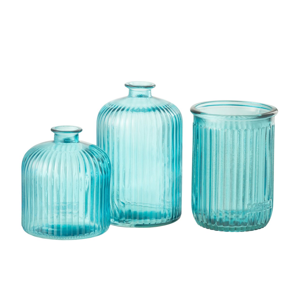 Vase J-Stripe bleu sur une table, mettant en valeur son style contemporain