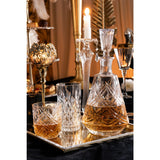 Carafe J-Line Anna sur une table élégante