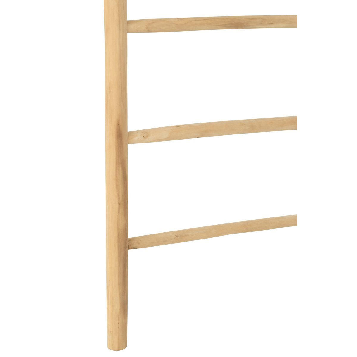 Détail des marches de l'échelle J-Line en bois naturel