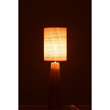Lampe parapluie J-Line en bois naturel dans un salon moderne