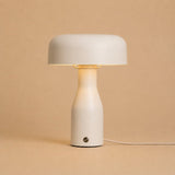Lampe de table en métal blanc Jape