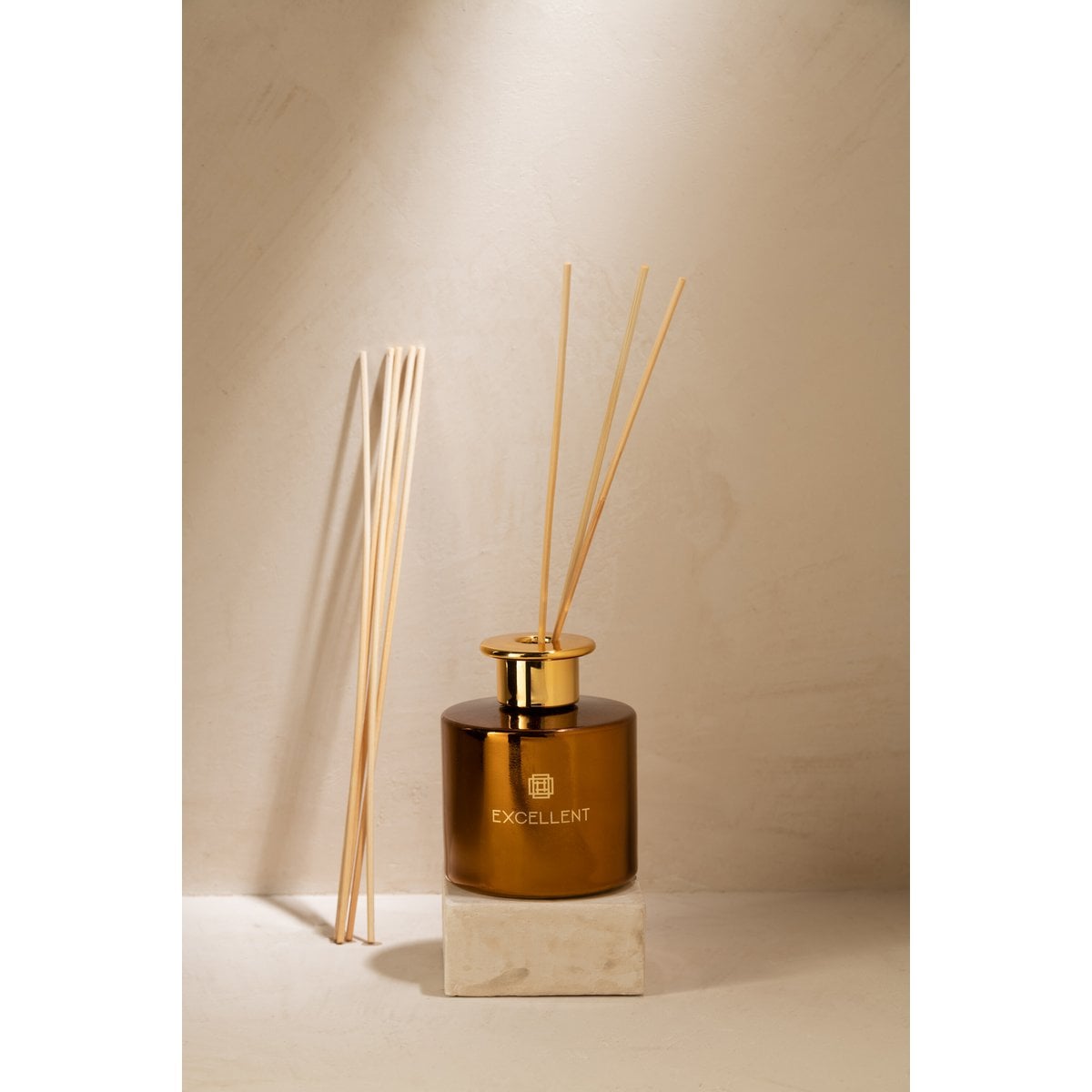 Bâtonnets parfumés J-Line Excellent - Sapin de Sibérie en verre marron