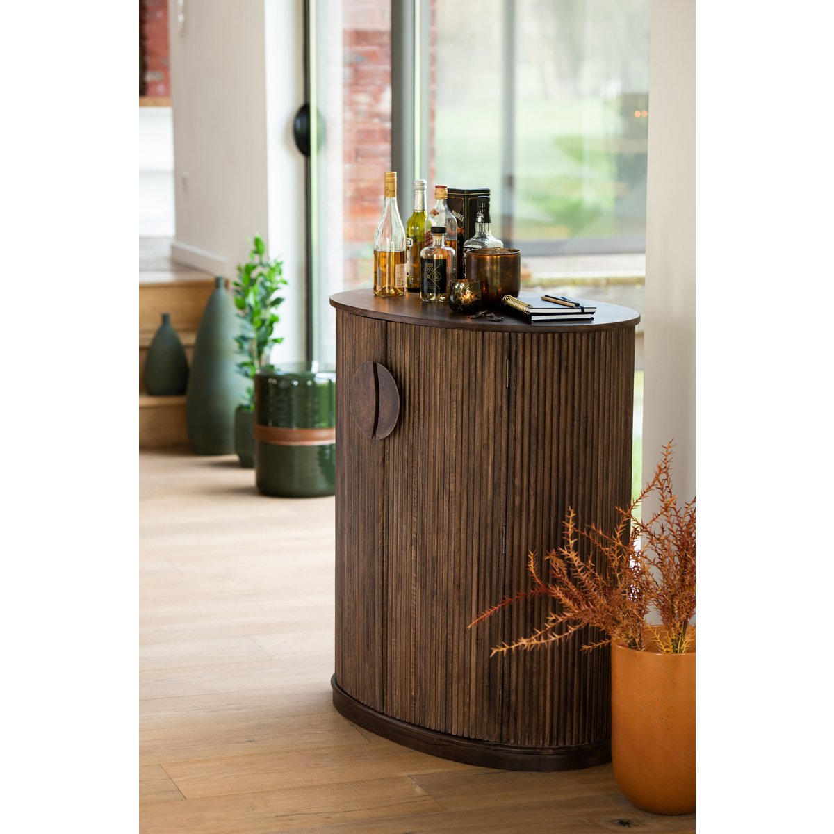 Vue en perspective de l'armoire J-Line Reyi