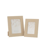 Cadre photo tissé J-Line posé sur une table en bois