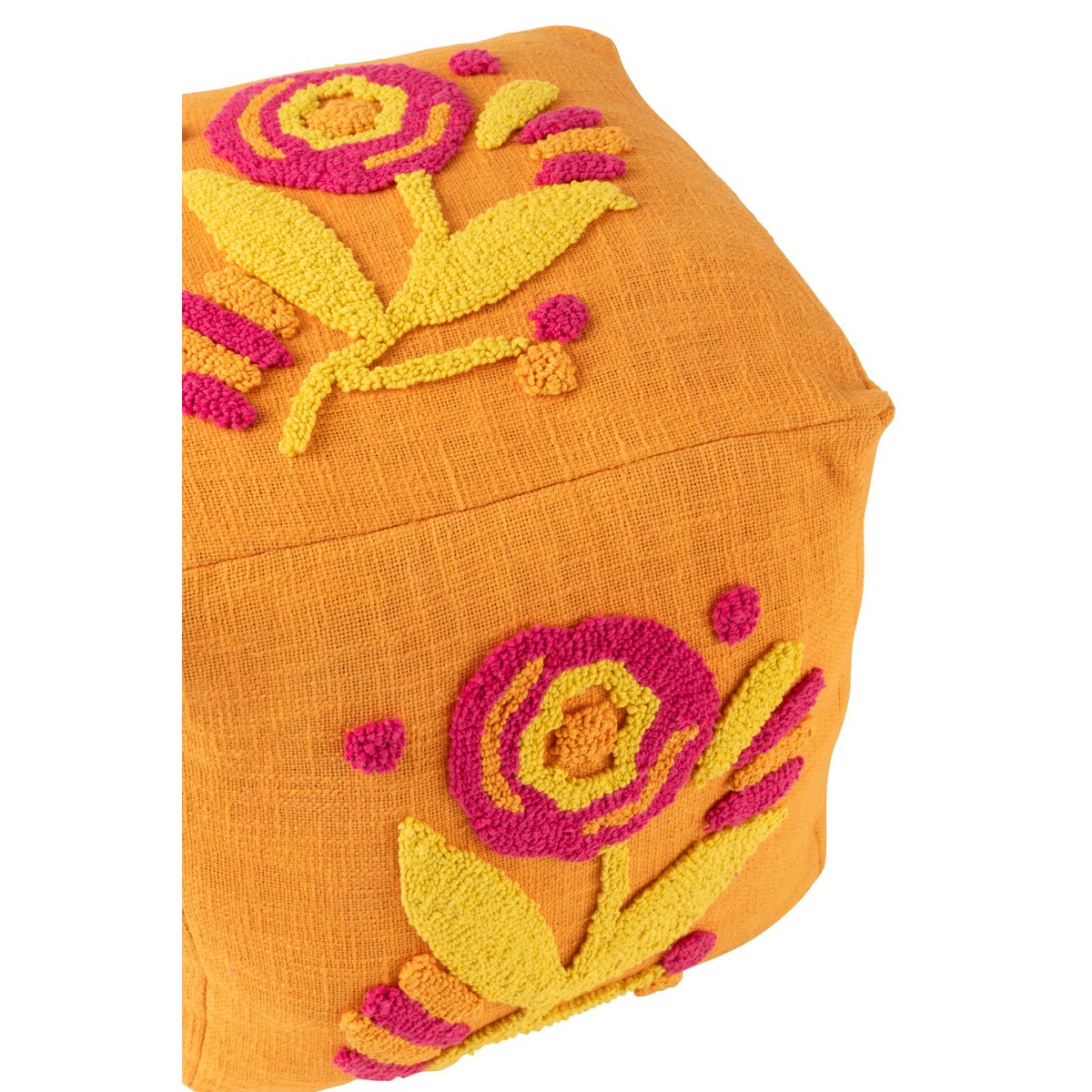 Pouf carré J-Line dans un salon moderne, ambiance chaleureuse