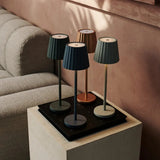Lampe de table nervurée vert olive Maya