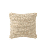 Coussin J-Line tissé écru - mise en scène sur lit