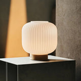 Lampe rechargeable Lyla marron clair vue de face