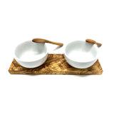 Ensemble de 2 bols à trempette ronds en porcelaine (Ø 8,5 cm) avec 2 cuillères sur bois d'olivier