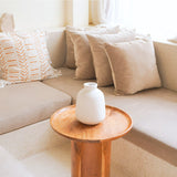 Vase blanc petit vase décoratif rond pour fleurs séchées ou fraîches coulé à la main en argile avec BAWA