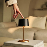 Lampe de table rechargeable David noir et or