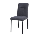 Vue latérale des chaises noires modernes avec assise en tissu