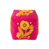 Pouf Carré Fleur J-Line en coton rose, orange et jaune, vue de face