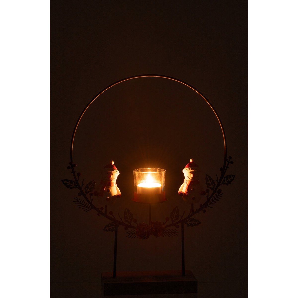 Ambiance chaleureuse créée par le photophore J-Line Circle