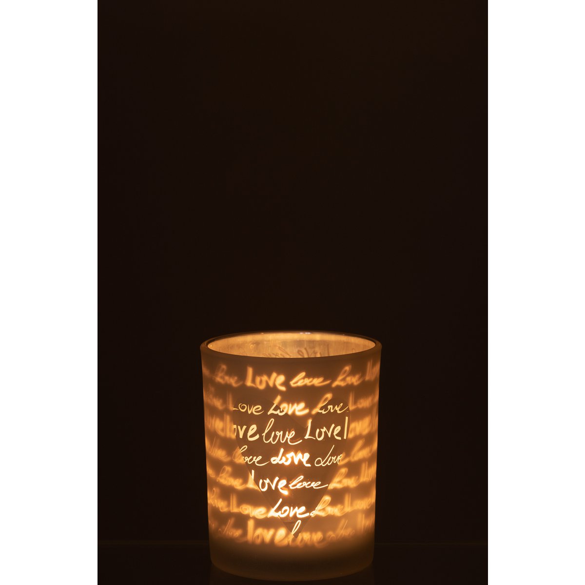 Lanterne Love en verre blanc, ambiance romantique dans un salon