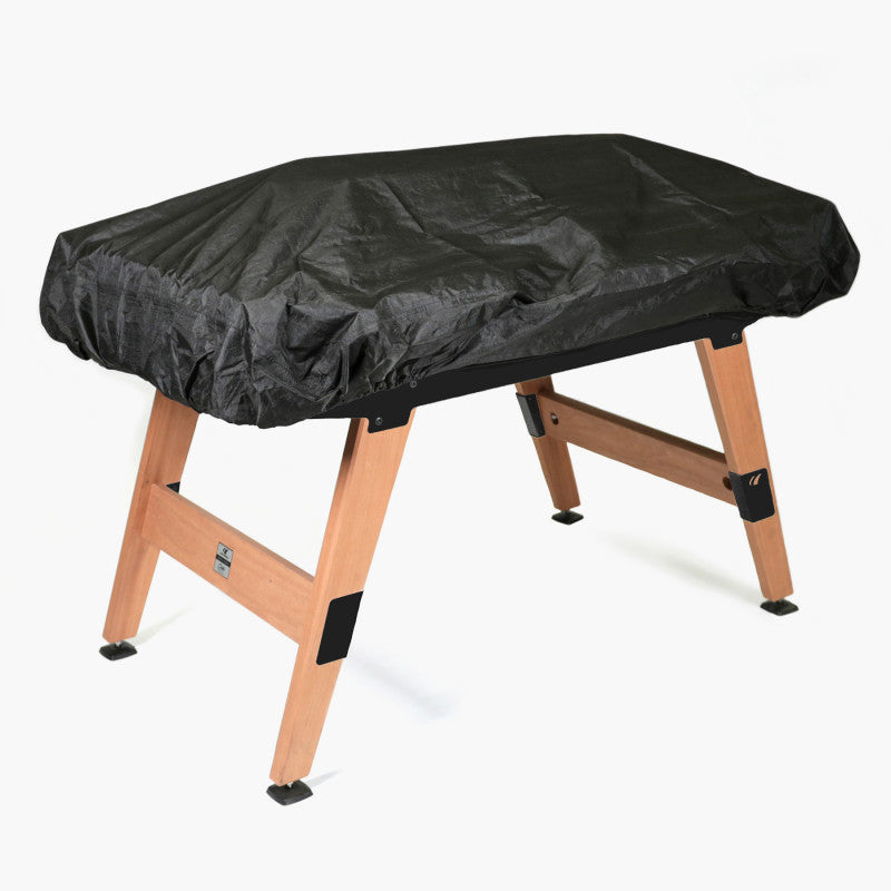 Housse de protection noire sur un baby-foot Cornilleau Origin outdoor