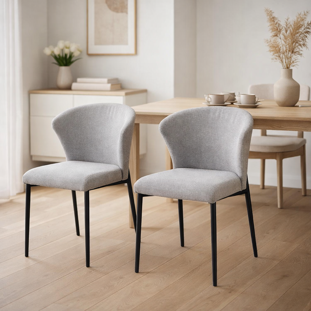 Lot de 2 chaises de salle à manger gris en situation