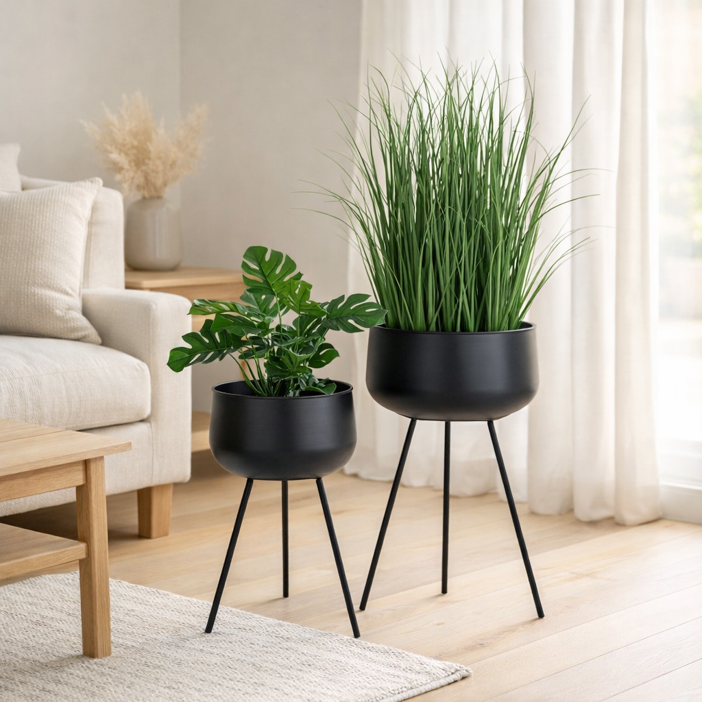 Pots de Fleurs Ardola - Noir, Acier - Lot de 2 en situation
