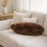 Coussin J-Line Cutie – polyester – marron en situation