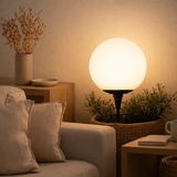 Lampe LED Lifton - Blanc, Ø25 cm, à énergie solaire en situation
