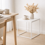 Table d'Appoint Vita - 45x45x45 cm - Blanc en situation