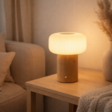 Stafford Lampe de table, bambou/métal/PE, rechargeable, naturel, blanc en situation