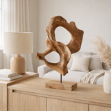 Sculpture Donato - Naturel, Teck, 30x20x60 cm en situation