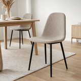 Chaise de salle à manger Stockholm – Pierre, polyester, pieds en métal noir – Lot de 2 en situation