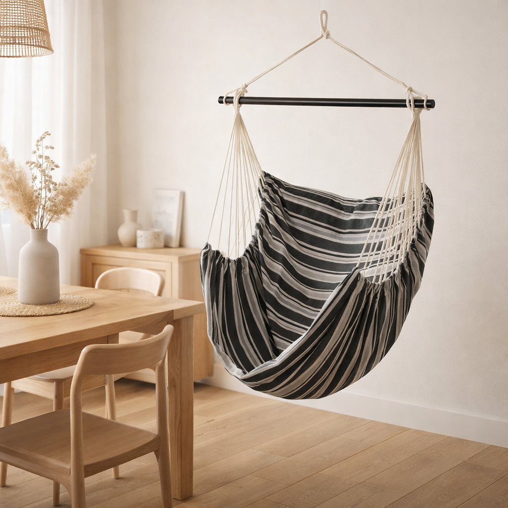 Chaise hamac Lamia - Gris/Noir, 85 % coton 15 % polyester, mélèze en situation