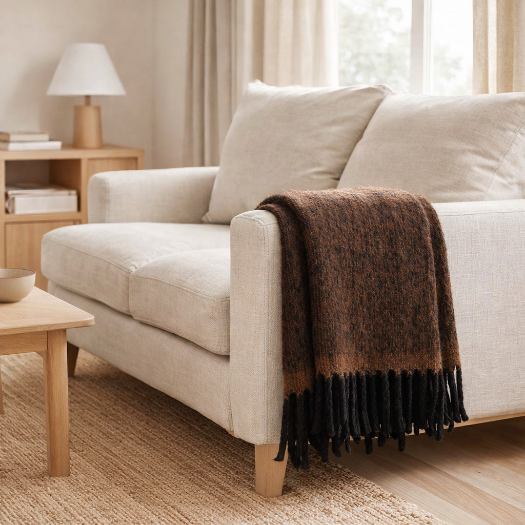 Carmel Plaid - Plaid, marron, Laine, Nylon, 130x170 cm en situation