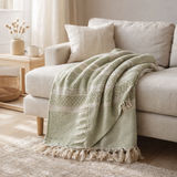 Plaid Manisa - vert / beige, coton, polyester, 130x180 cm en situation