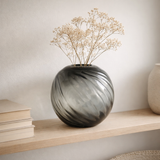 Vase - Gris, Verre Soufflé Bouche, Ø20x19cm en situation