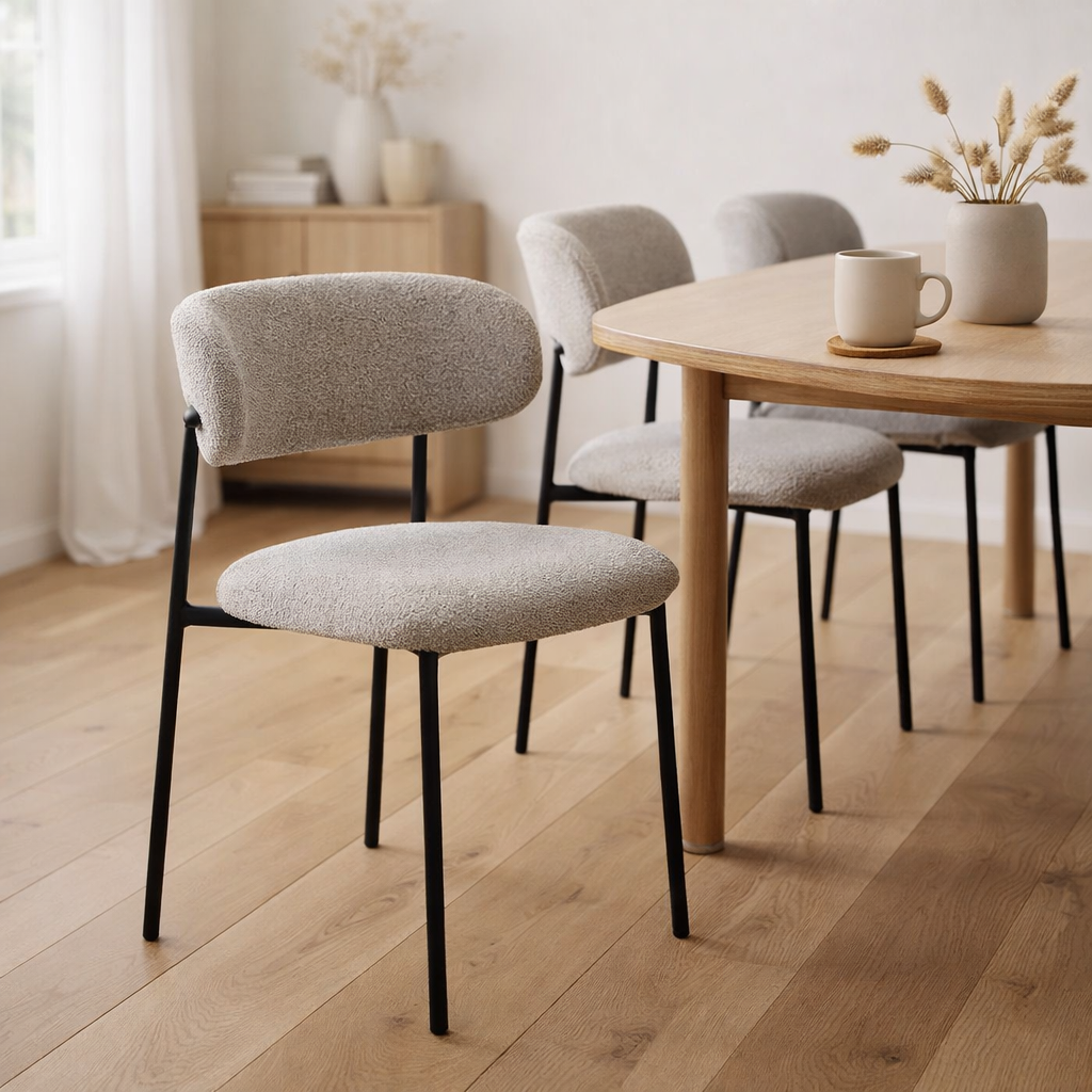 Chaise de Salle à Manger Mira - Gris Clair, 59x55x79,5 cm - Lot de 2 en situation