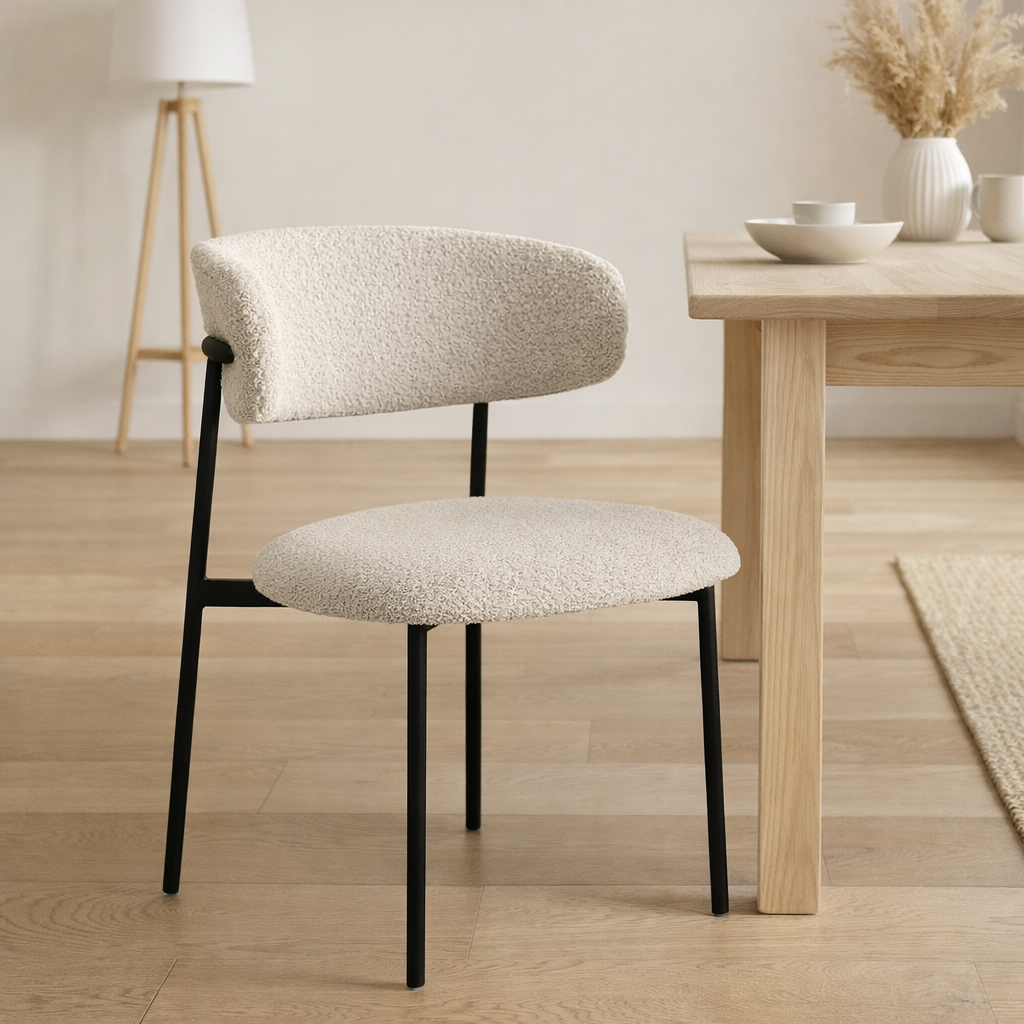 Chaise de Salle à Manger Mira - Sable, 59x55x79,5cm - Lot de 2 en situation